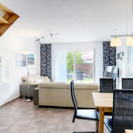 Semesterbostad Kuestentied *